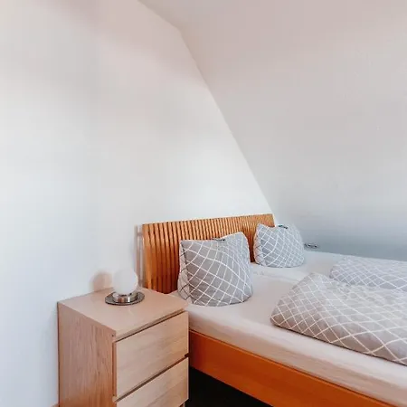 Ferienwohnung Oberhausen Sterkrade דירה *