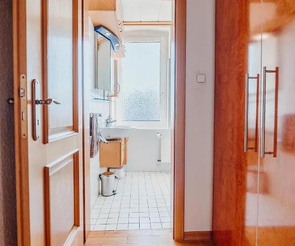 Ferienwohnung Oberhausen Sterkrade * オーバーハウゼン