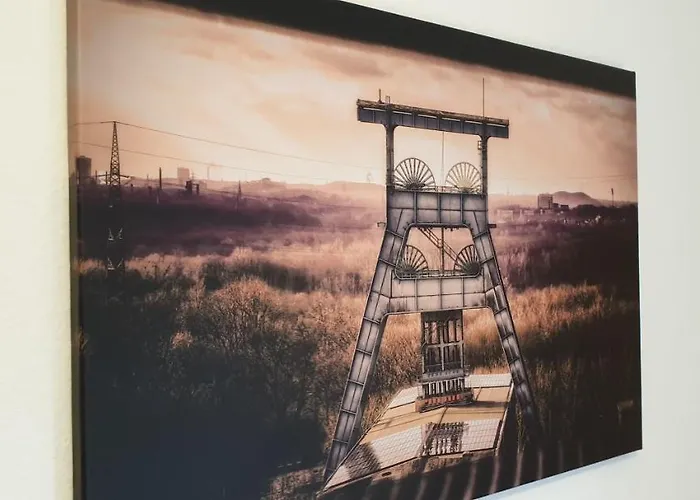 Ferienwohnung Oberhausen Sterkrade شقة *